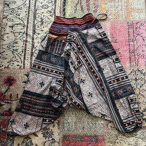 Harem pants, size unknown, S?